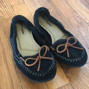 Hush puppies moccasin style shoes